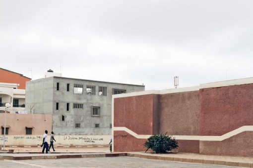 Mn Walthercollection Niang Mame Lepeupledumur Atthewall 02