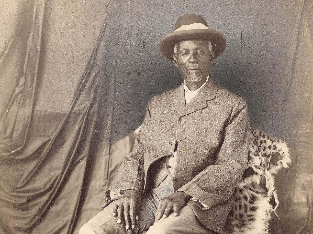 19 C 1532 Unidentified Photographer King Khama cropped